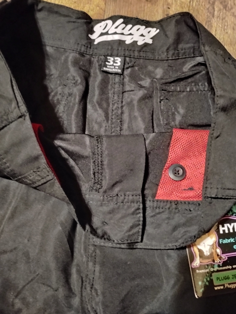 Plugg NWT Breathable Black Cargo Hybrid Shorts Mens Size: 33 - Picture 3 of 4